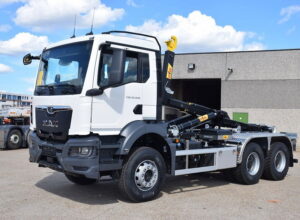 Man TGS 33.440 met containersysteem