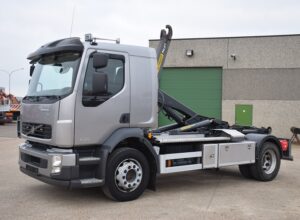 Volvo FL290
